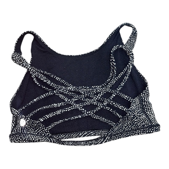 Lululemon/ peloton Women's Black and White Strappy Sports Bra size 6 - Picture 6 of 7
